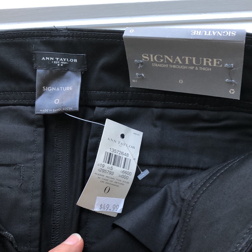 Ann Taylor Signature Black Long Shorts size 0 NEW